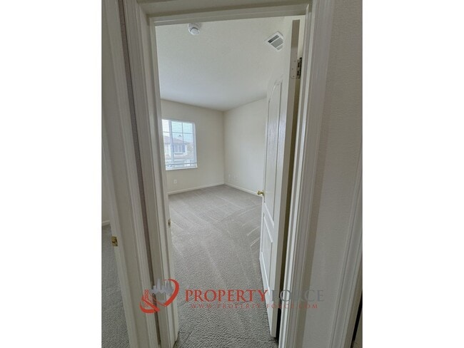 Building Photo - 31 Cymbidium Cir