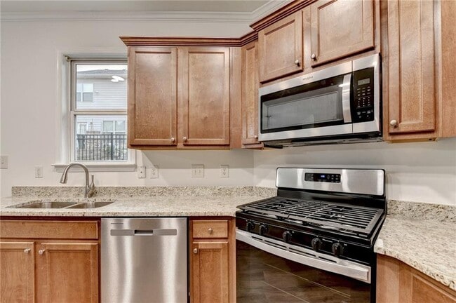 Building Photo - 979 Parkside Wood Ct