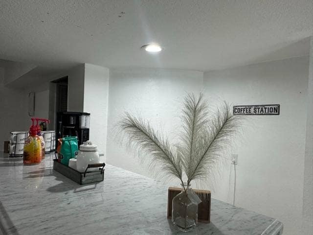 Building Photo - 4020 NW 101st Dr