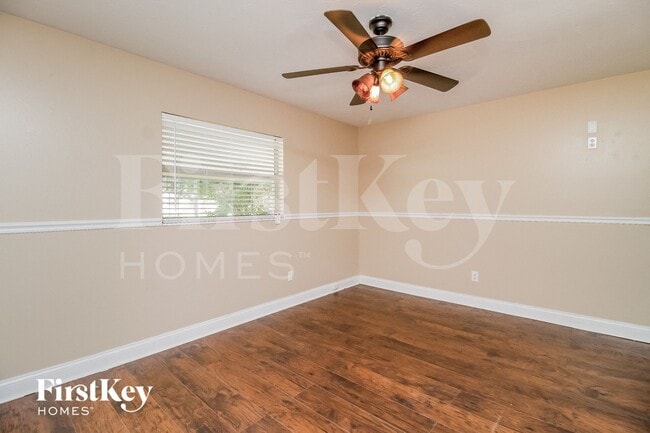 Building Photo - 2720 Erin Rd