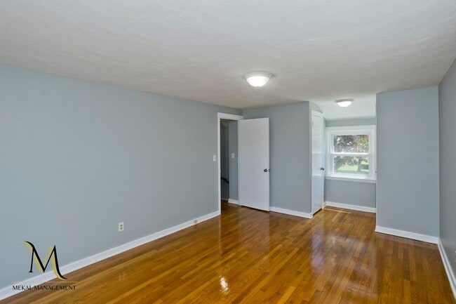 Building Photo - COMING SOON! Waterfront Single Family Home for Rent!