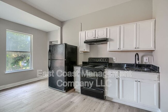 Building Photo - 332 S Franklintown Rd
