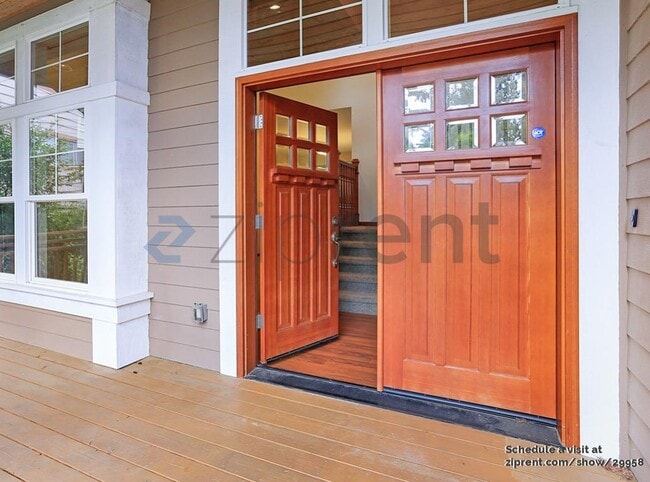 Building Photo - 16225 Simonds Rd NE