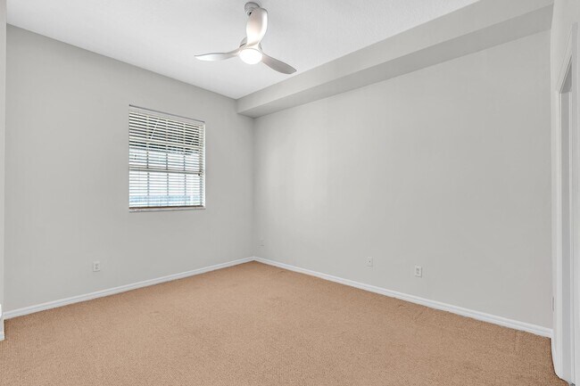 Building Photo - 600 S Dixie Hwy