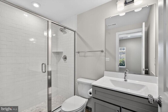 Building Photo - 5128 Ridgeview Retreat Dr