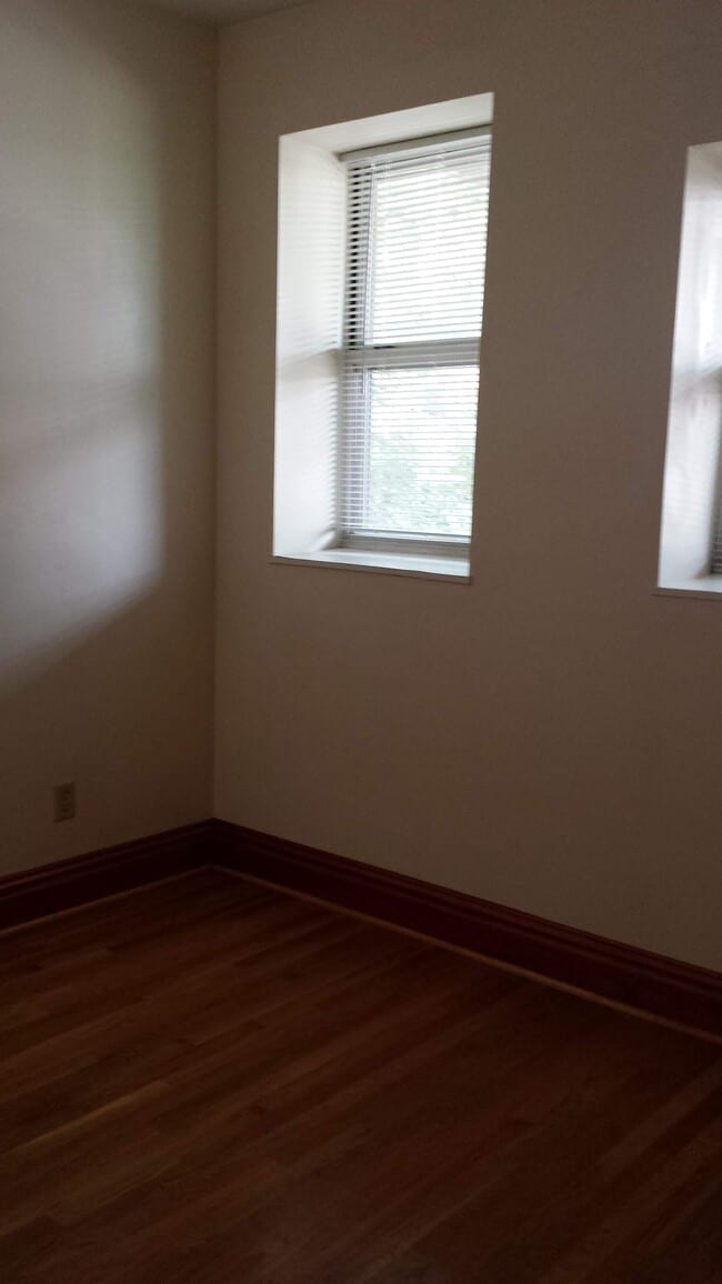 Building Photo - 5789 Pershing Ave