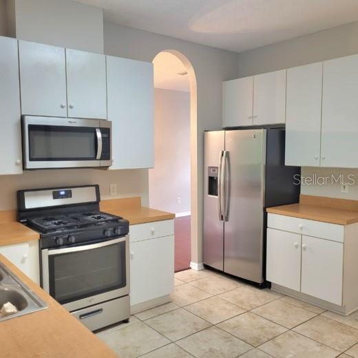 Building Photo - 10210 Beneva Dr