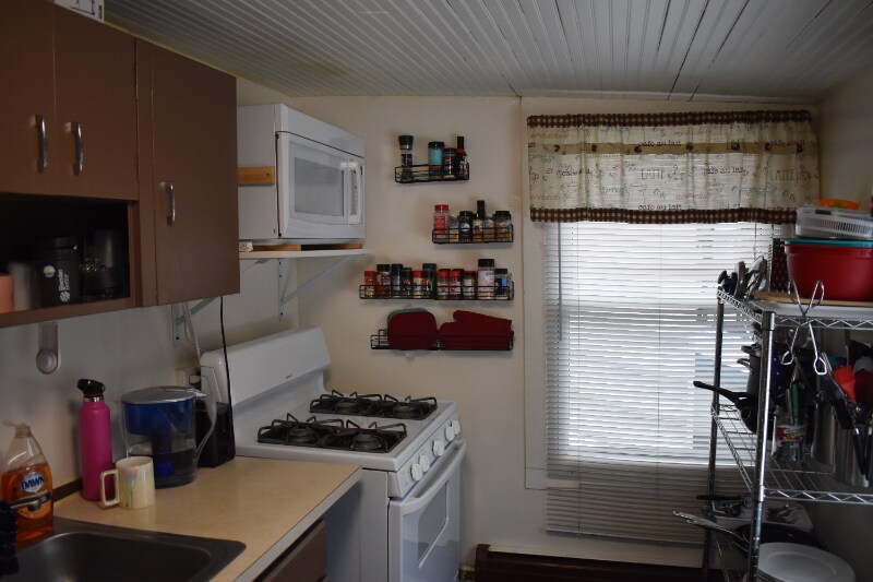 Building Photo - 34 S Adams St