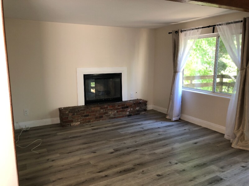 Building Photo - 22822 Azalia Ln