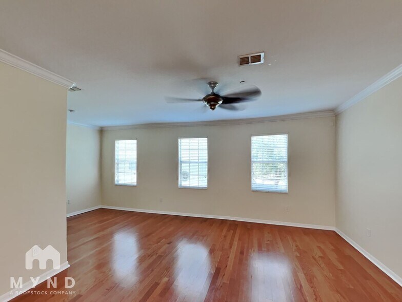 Building Photo - 10144 Arbor Run Dr