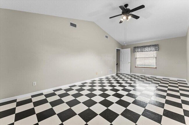Building Photo - 1589 Mary Ln