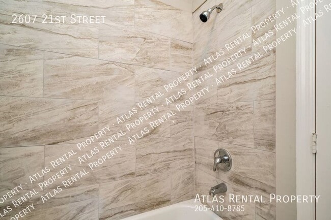 Building Photo - 2607 21st St