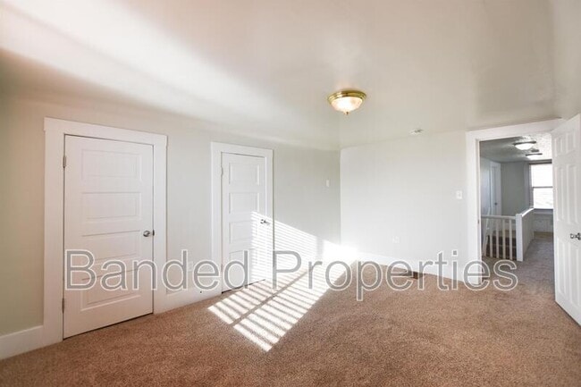 Building Photo - 2467 S 700 E