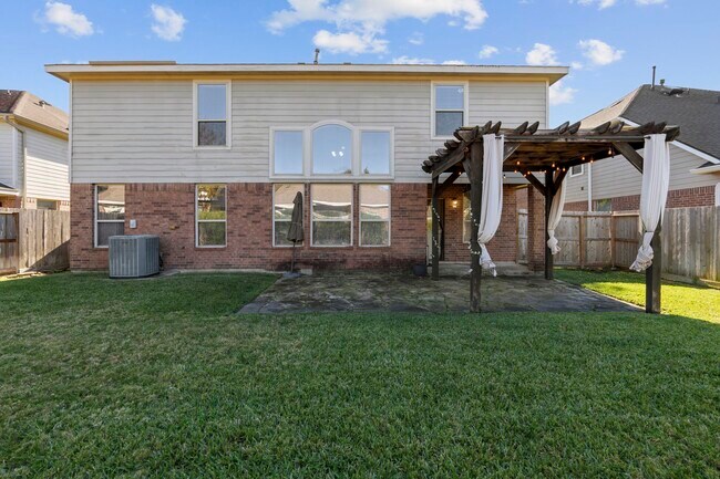 Building Photo - 3323 Legends Mist Dr