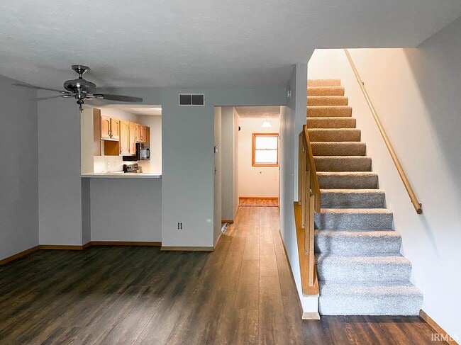 Building Photo - 2344 E Winding Brook Cir