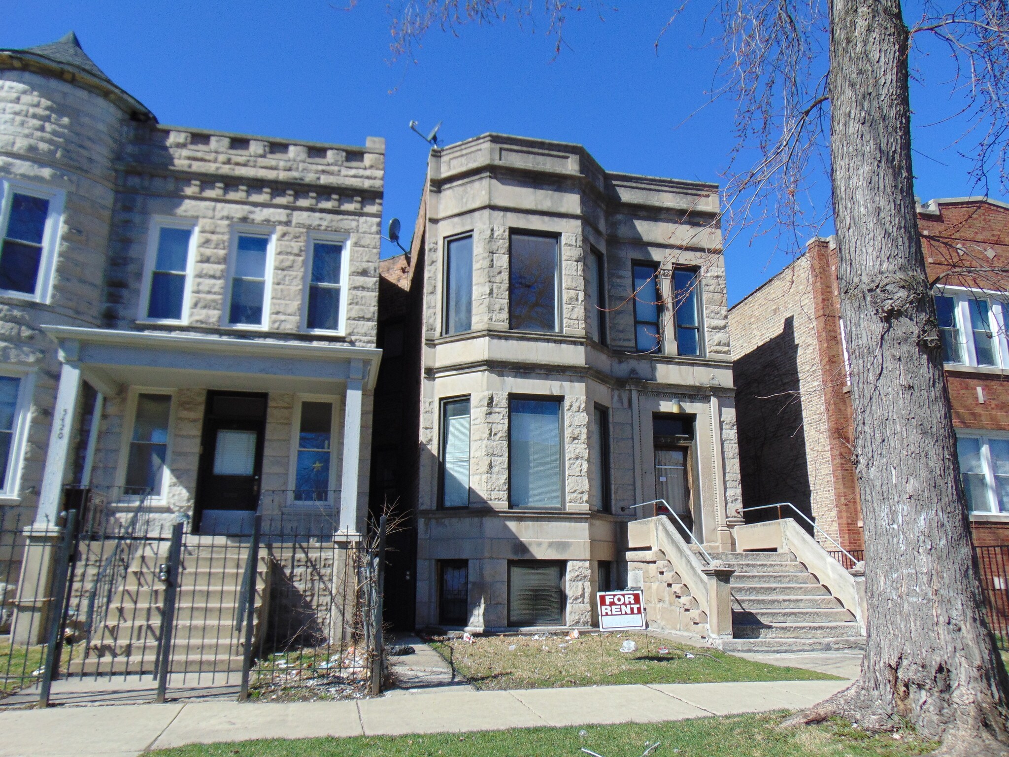 Building Photo - 5418 S Aberdeen St