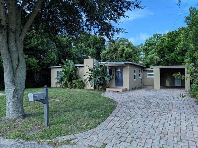 Primary Photo - 313 Granada Dr