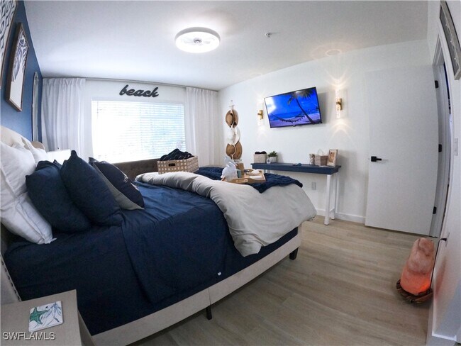 Building Photo - 1160 Wildwood Lakes Blvd