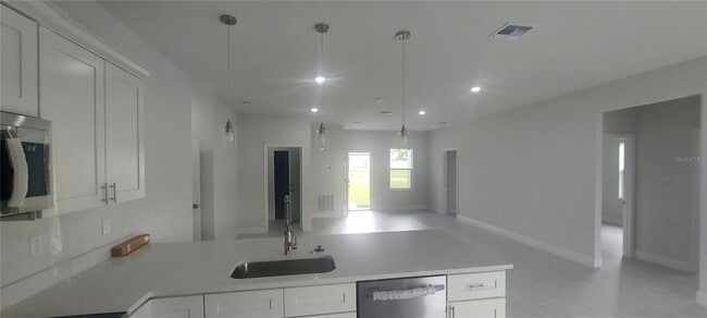 Building Photo - 2673 SW 156th Pl