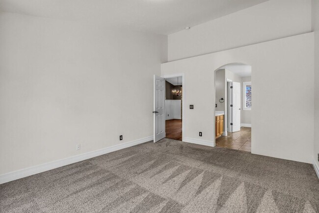 Building Photo - Charming Kaysville Home in Quiet Cul-de-Sac Near Trails