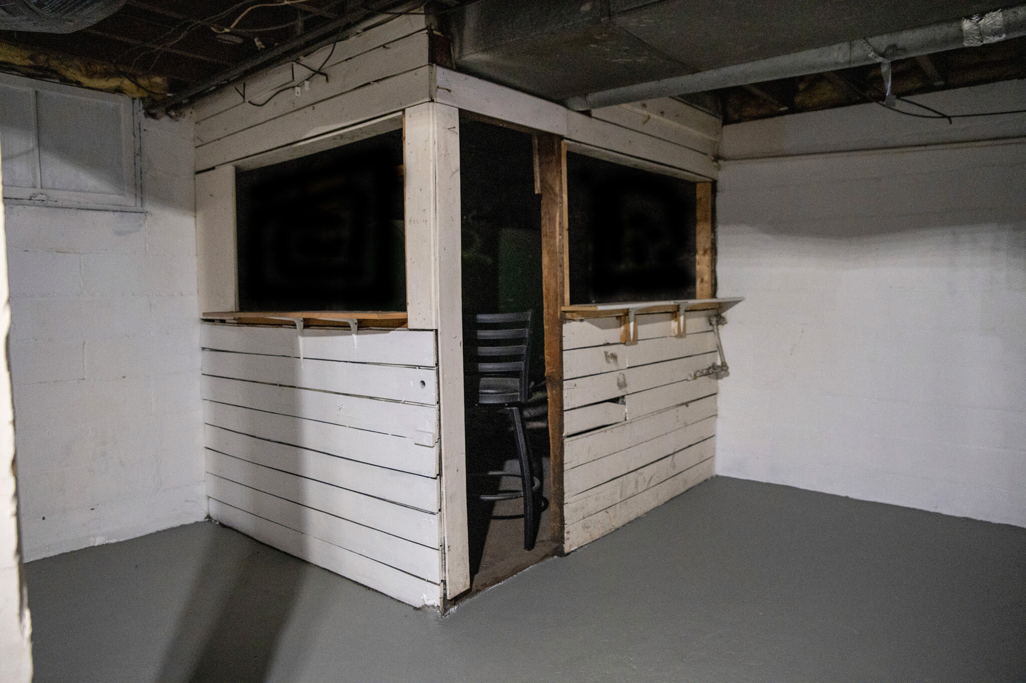 Building Photo - 609 5th Ave