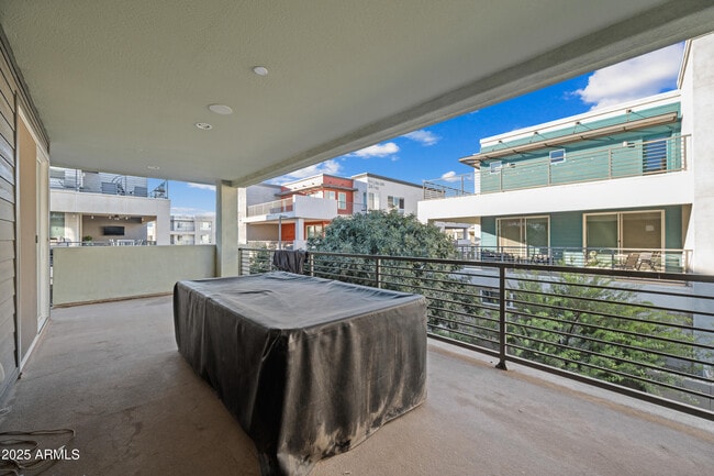 Building Photo - 1250 Abbey Ln