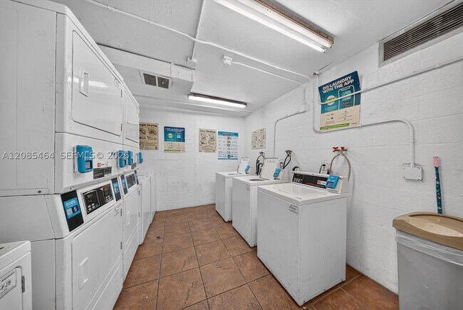 Building Photo - 8240 SW 210th St