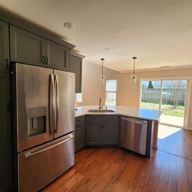 Building Photo - Beautiful Home for rent Durham NC