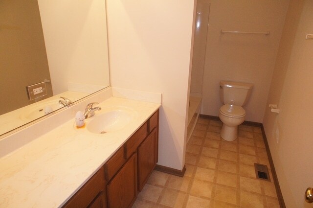 Building Photo - 24708 George Washington Dr