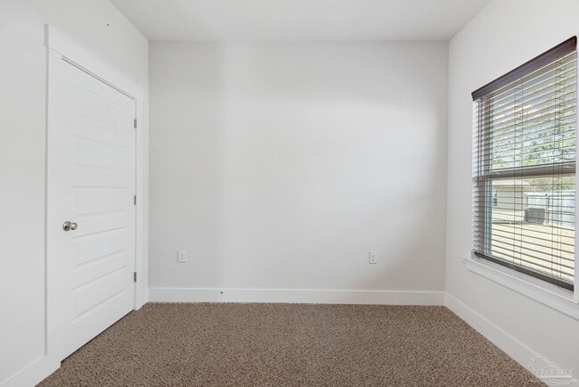 Building Photo - 5761 Danbury Blvd