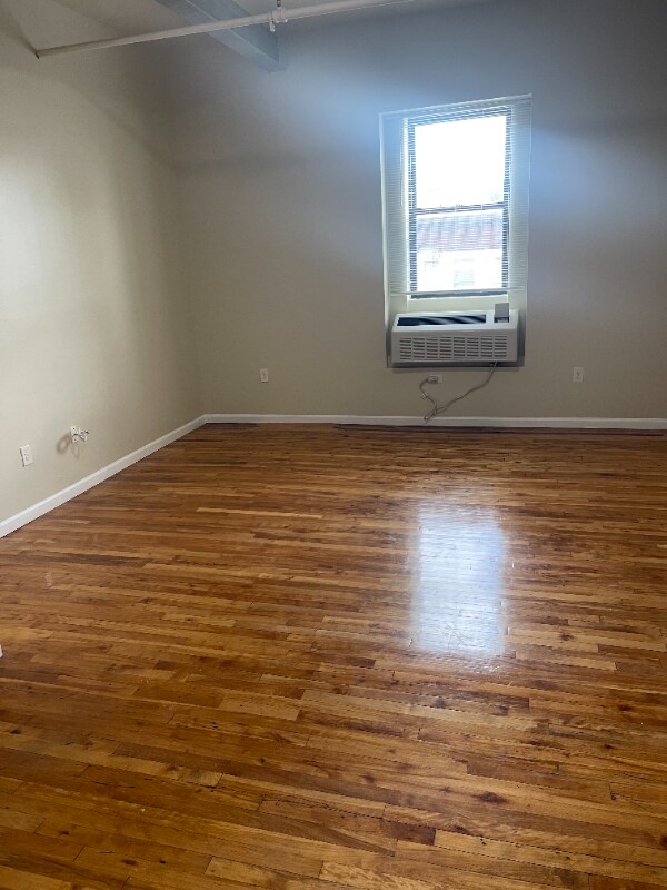 Building Photo - 158 Passaic St