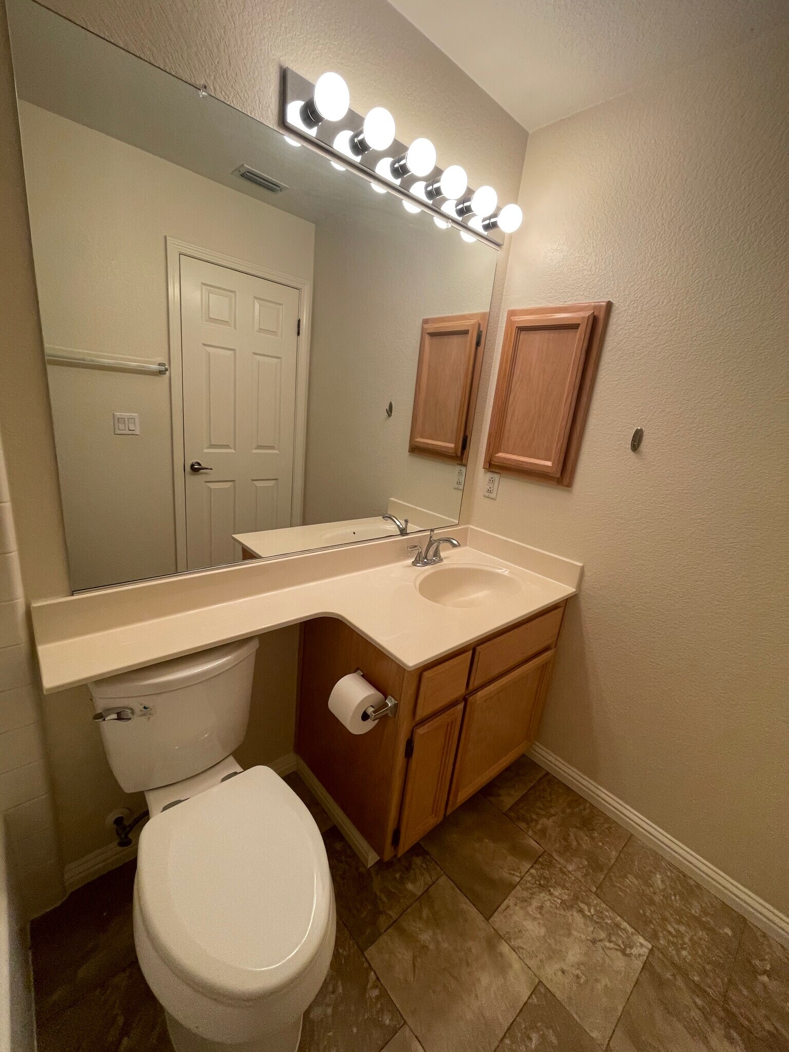 Building Photo - 4317 Escambia Ct
