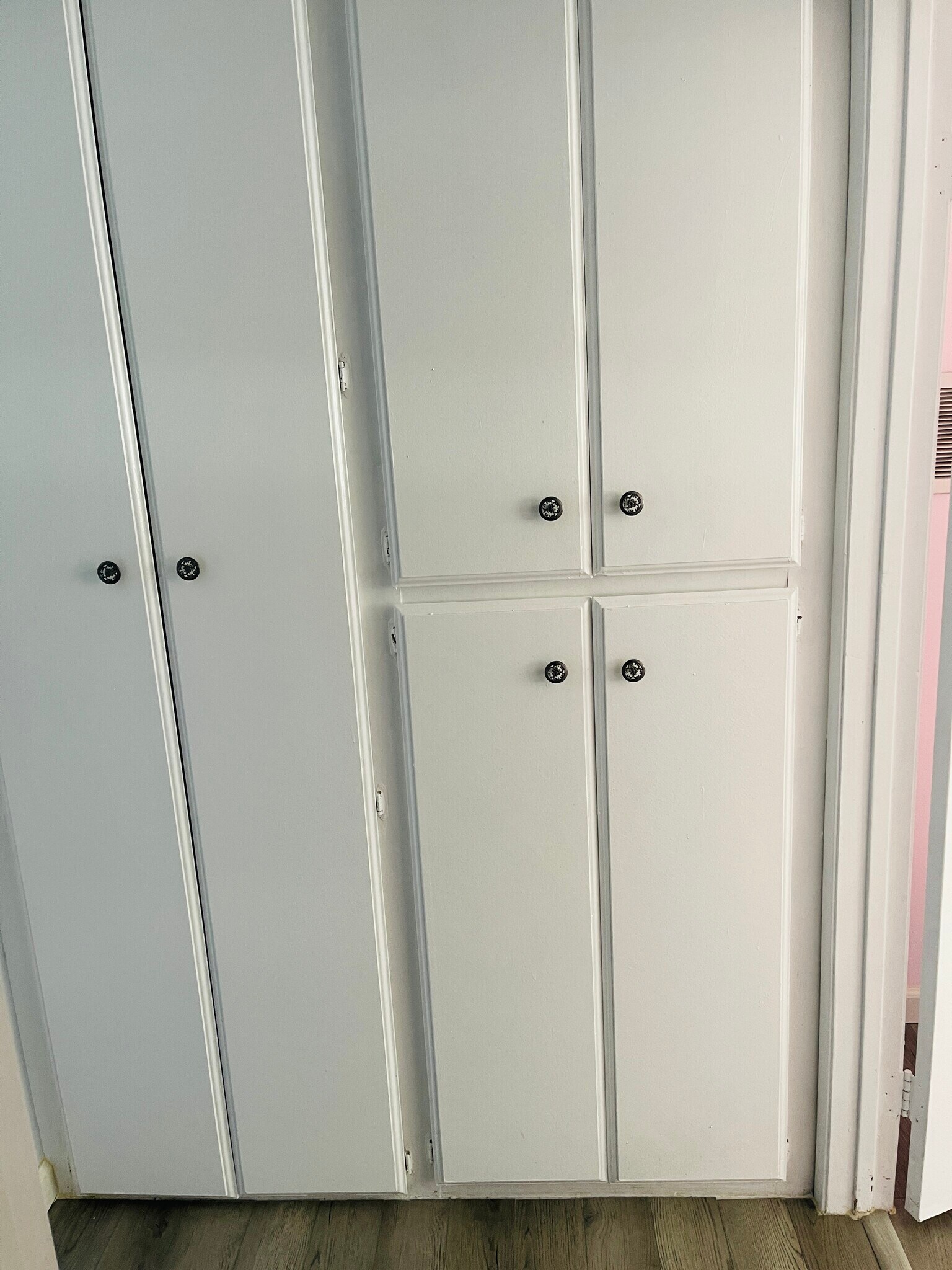 Building Photo - 17082 Chatsworth St