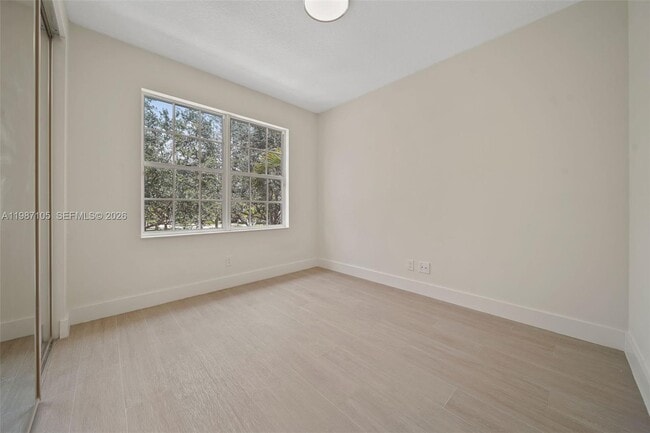 Building Photo - 174 Satin Leaf Dr