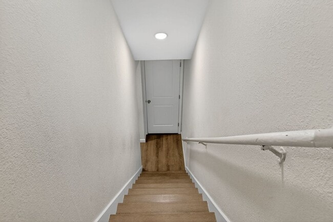 Building Photo - 4226 Comet Cir