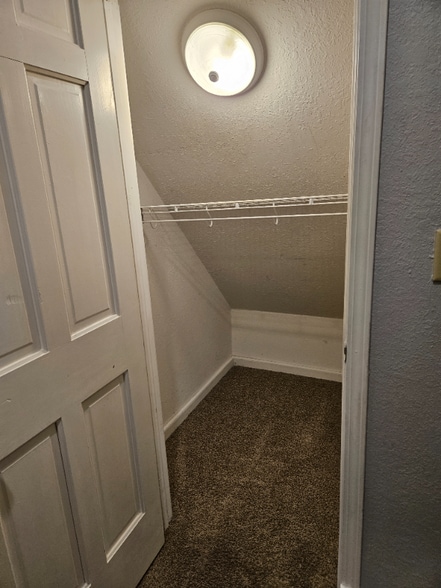 Building Photo - 1253 E 100 S