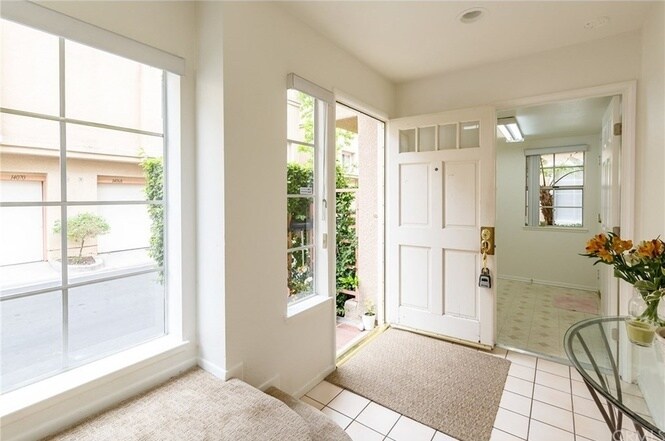 Building Photo - 14043 Lemoli Ave