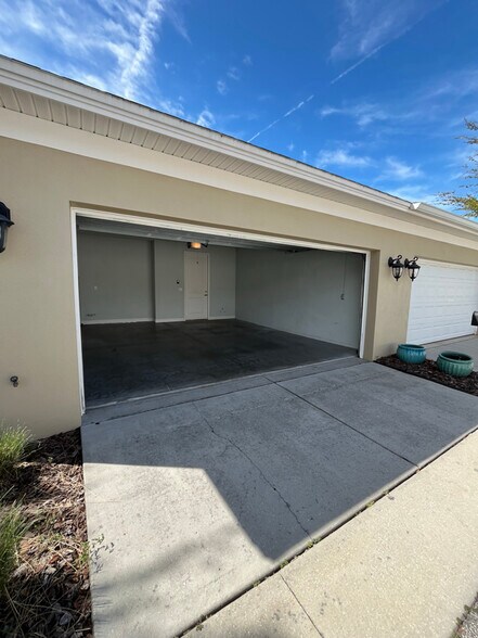 Building Photo - 7025 Briar Hill Ct