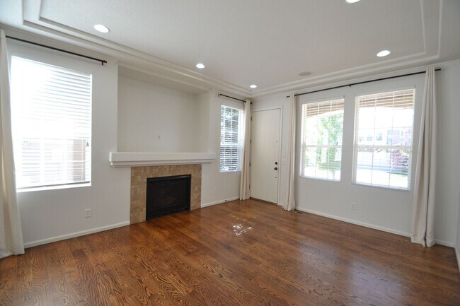 Building Photo - 8244 Cypress Wood Dr