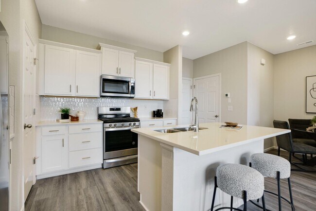 Building Photo - 13838 Vispo Wy