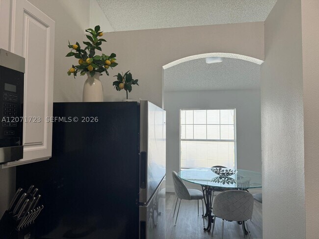 Building Photo - 8356 103rd Ave