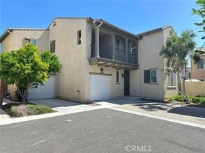 Building Photo - 16043 Huckleberry Ave