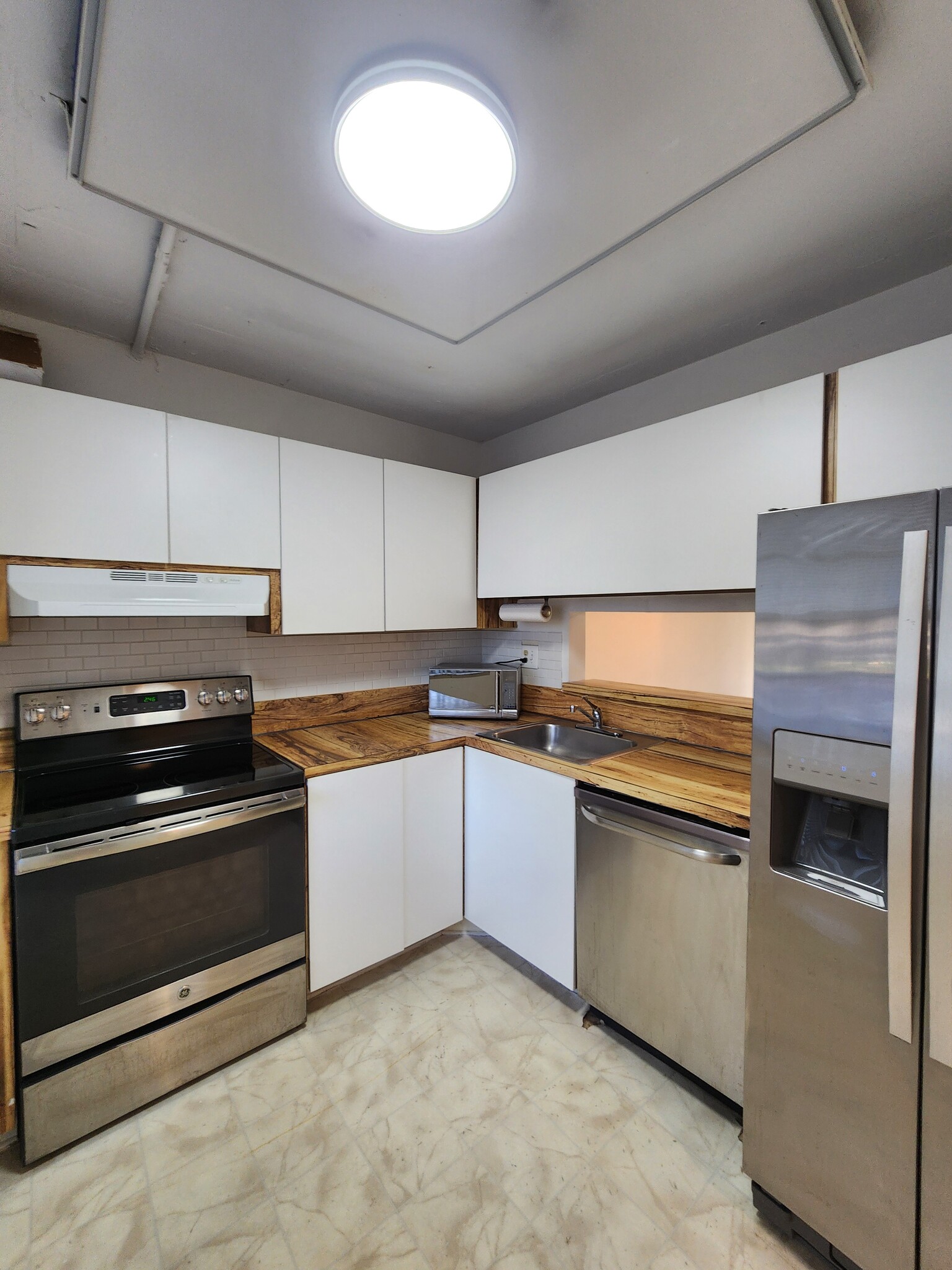 Building Photo - 3341 NW 47th Ter
