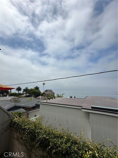 Building Photo - 2037 S Coast Hwy