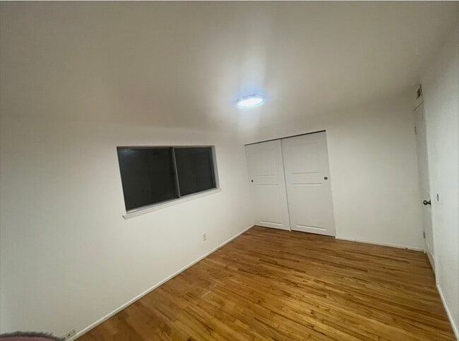 Building Photo - 30443 2nd Ave S