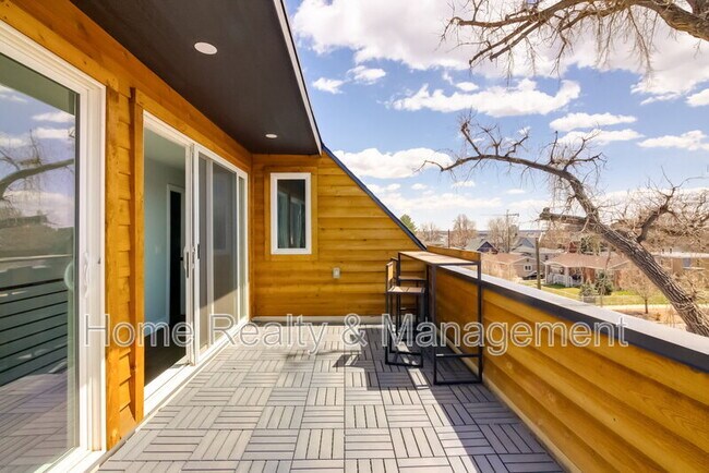 Building Photo - 4303 Navajo St