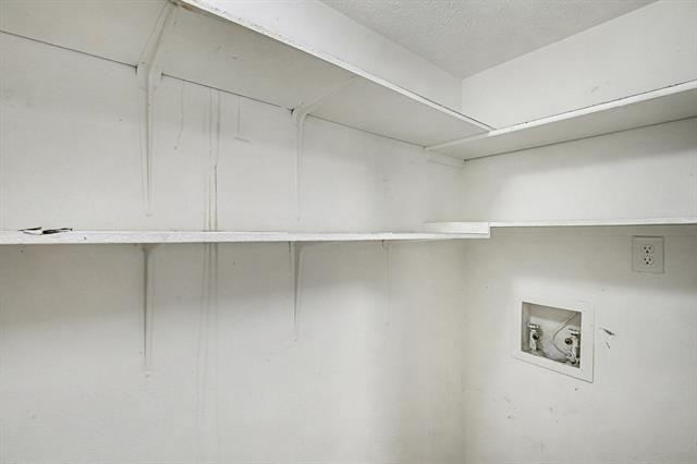 Building Photo - 671 Stonewall Dr