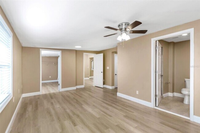 Building Photo - 4622 W El Prado Blvd