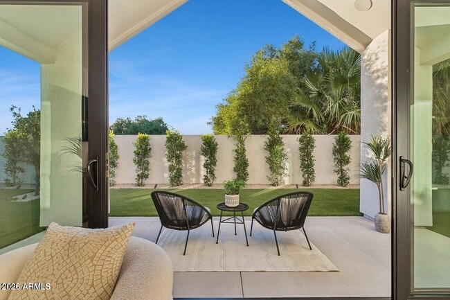 Building Photo - 6330 N 10th Dr