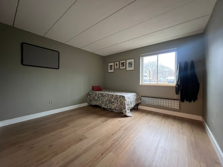 Building Photo - 40 High St